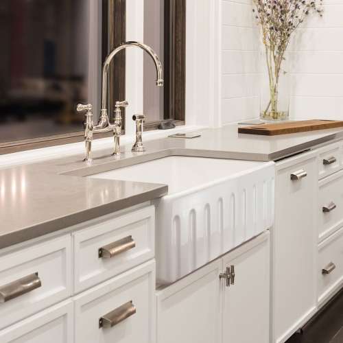 Transolid Logan 30in x 20in Undermount Single Bowl Farmhouse Fireclay Kitchen Sink with Reversible (Fluted/Plain) Front, in White