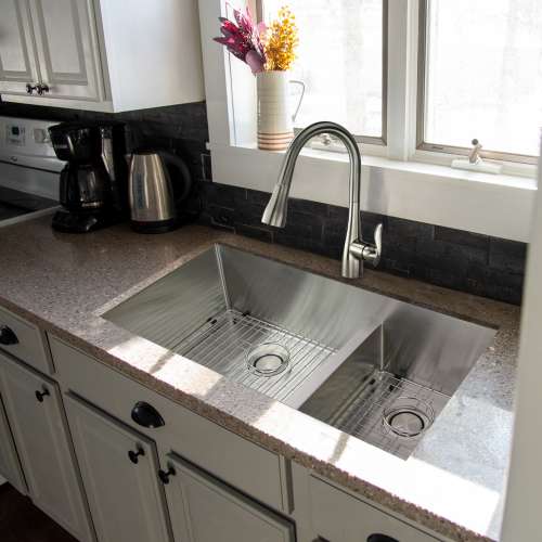 Transolid KKM-DUDO331910 Diamond Sink Kit with 60/40 Double Bowls, Magnetic Accessories Kit, and Drain Kit