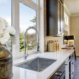 KKM-DUSS321910 Diamond Sink Kit with Super Single Bowl, Magnetic Accessories Kit, and Drain Kit