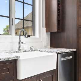 24 in. X 18 in. X 10 in. Single Bowl, Farmhouse Fireclay Kitchen Sink, Undermount Installation, In White